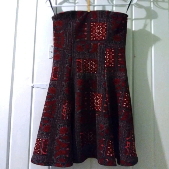 Forever 21 strapless mini dress-small like new - Picture 1 of 5